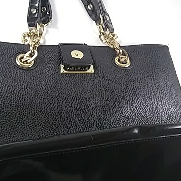 Purse - Picture 3 of 3